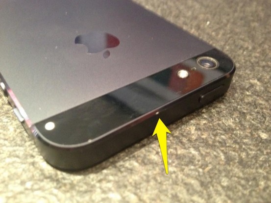 Неприятная история с царапинами на iPhone 5