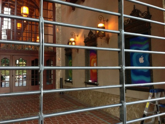 Калифорнийский театр - место проведения презентации Apple 23 октября 2012