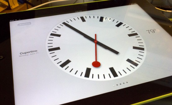 Приложение "Часы" в iOS 6 на iPad