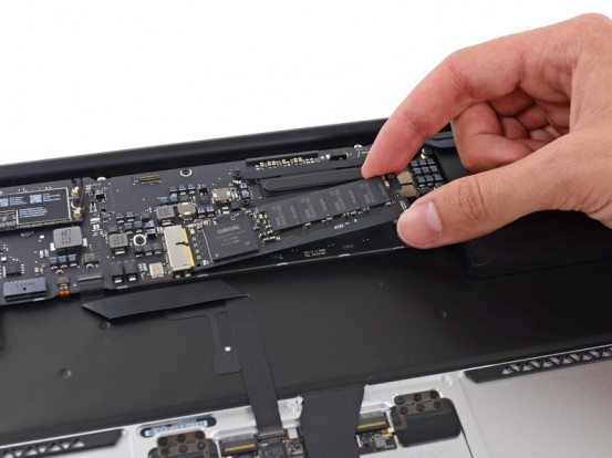Обновлённый SSD в MacBook Air